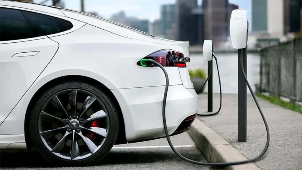 Tesla & BYD: A Business Model and Technology Comparison of Two EV Giants